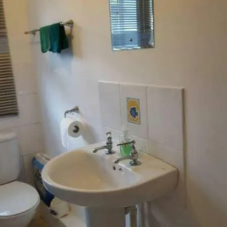 Great Value 4 Bed House In Central Semesterbostad Bristol